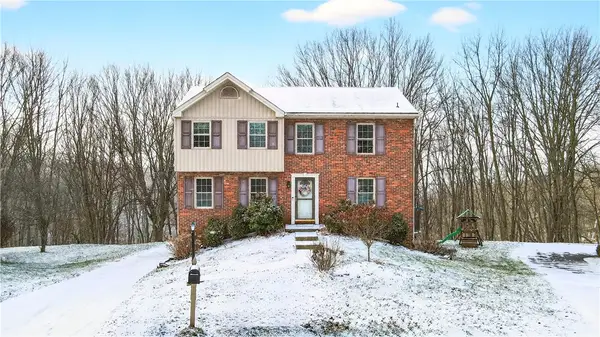 525 Greenspire Ct, Cranberry Twp, PA 16066
