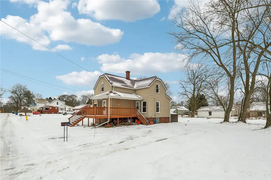 14 Elm St, Bessemer, PA 16112 - Image #2