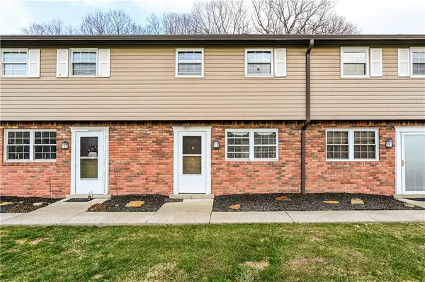 384 Northgate Dr #T, Washington Twp, PA 15613