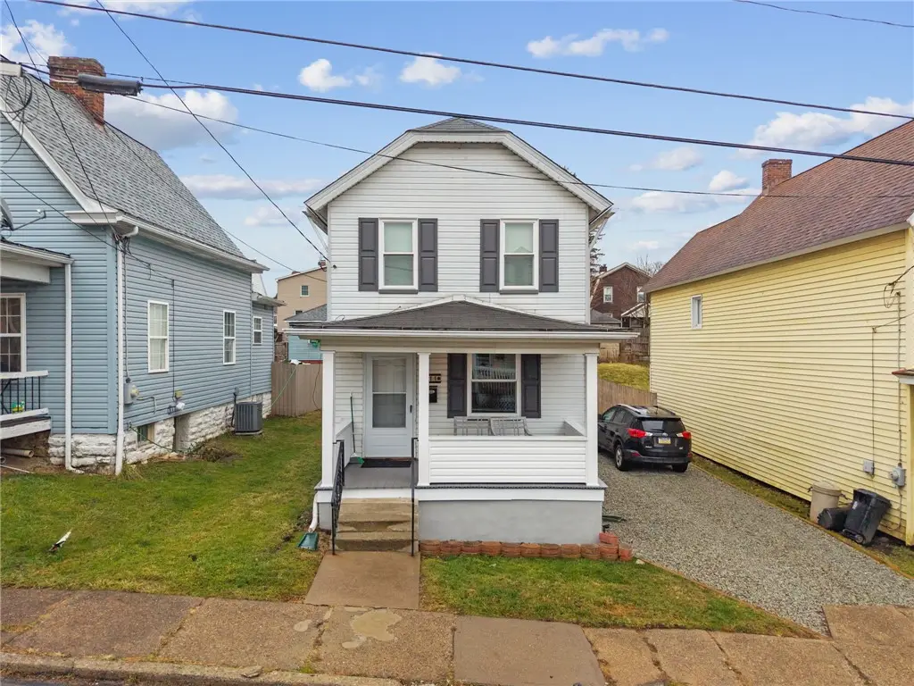 414 Guy St, Jeannette, PA 15644 - Image #1