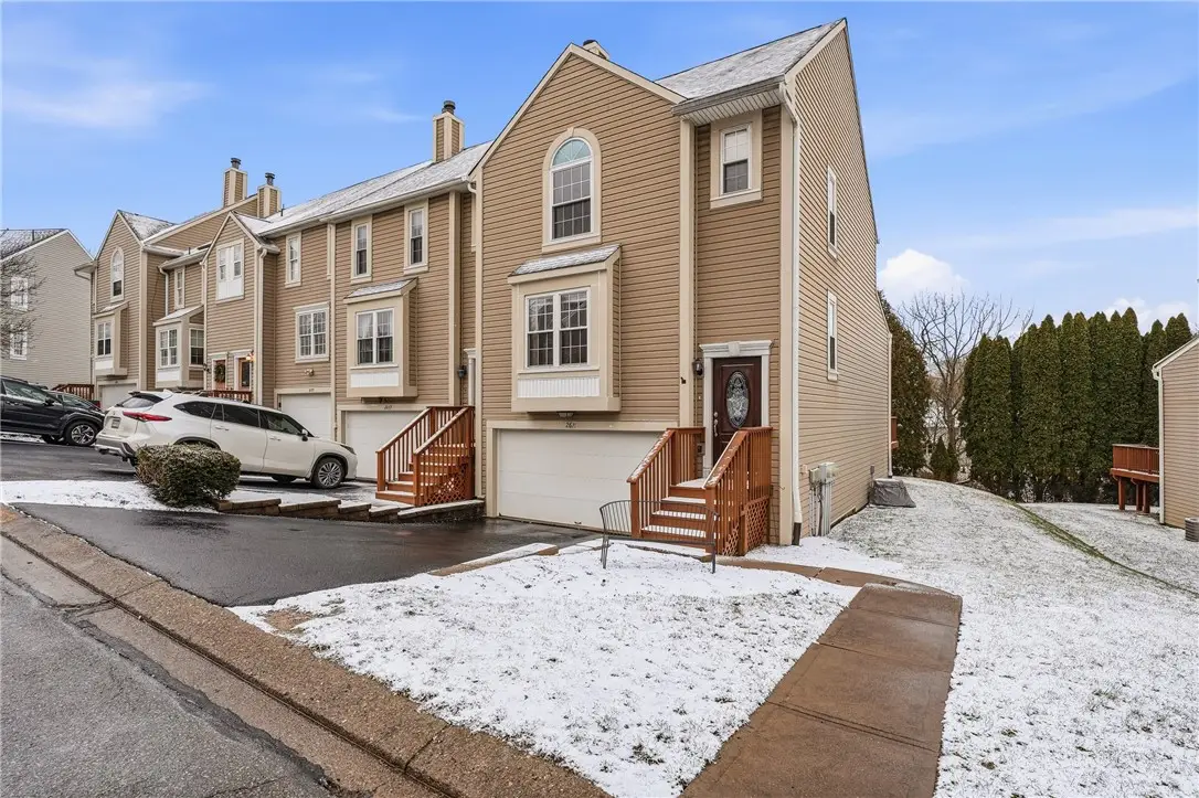 2671 Hunters Point Drive, Franklin Park, PA 15090 - Image #1