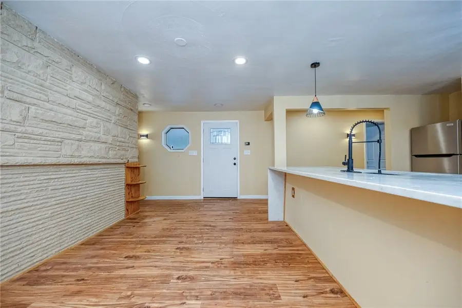 11 Brook St #A, Coraopolis, PA 15108 - Image #3