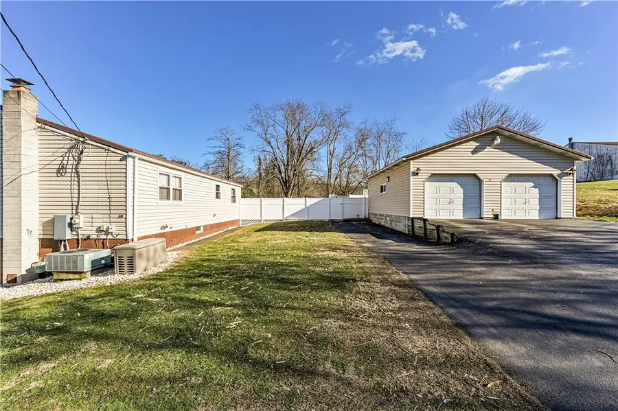 38 Terrace Rd, Millsboro, PA 15348 - Image #2