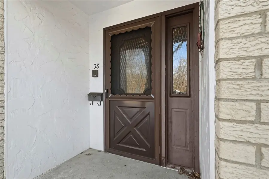 38 Hiland Valley Ct #C, Ross Township, PA 15229 - Image #3