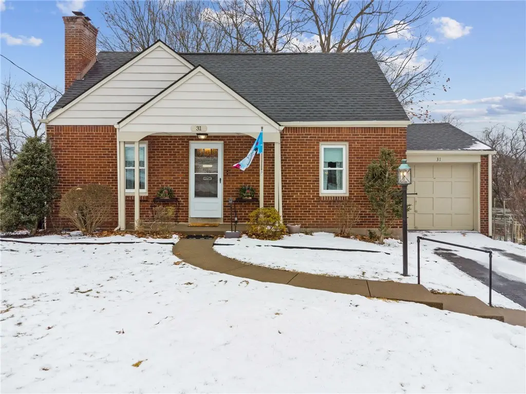 31 Locust Ln, Upper Saint Clair, PA 15241 - Image #1