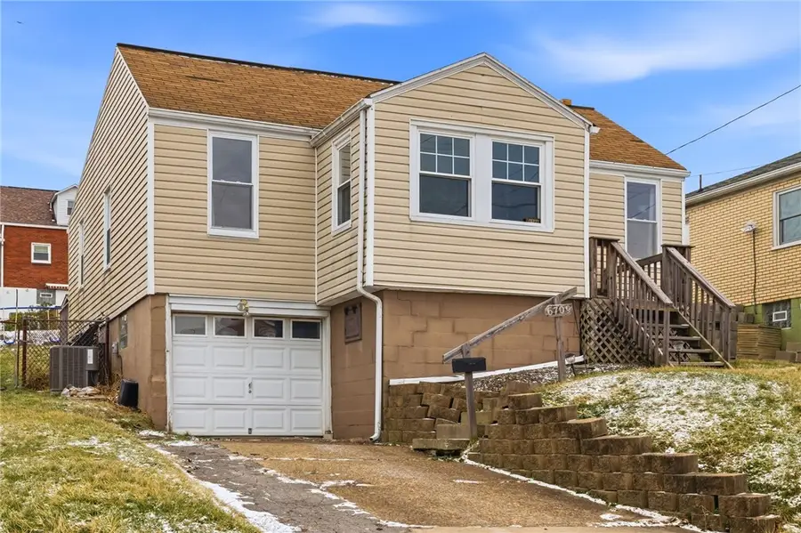 6709 Monroe Ave, West Mifflin, PA 15122 - Image #2