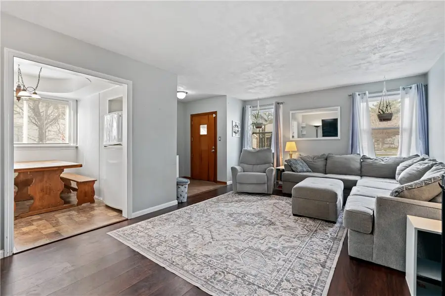 209 Line Ave, Ellwood City, PA 16117 - Image #3