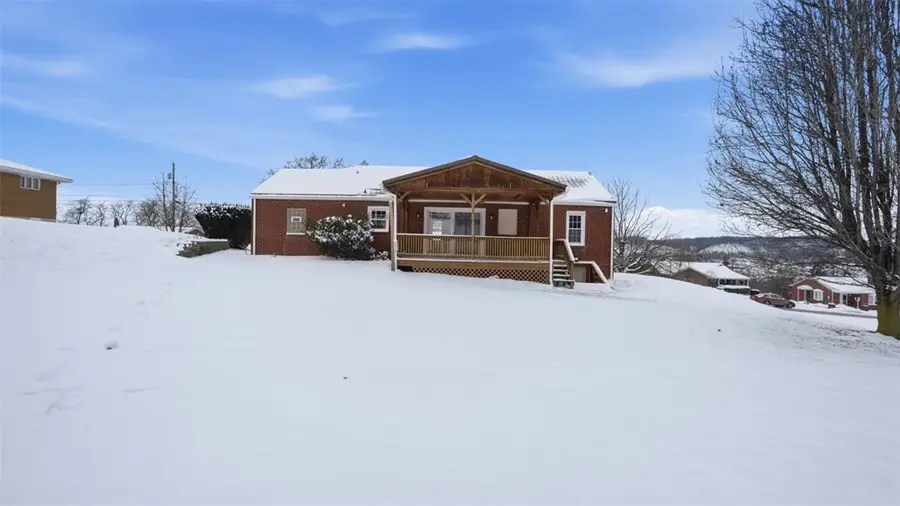 270 Kentucky Drive, Lower Burrell, PA 15068 - Image #3
