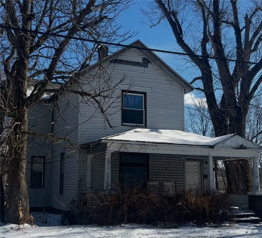 249 S Irvine Ave, Sharon, PA 16146 - Image #1