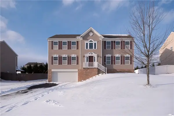 111 Naughton Cir, Forward Twp, PA 16033