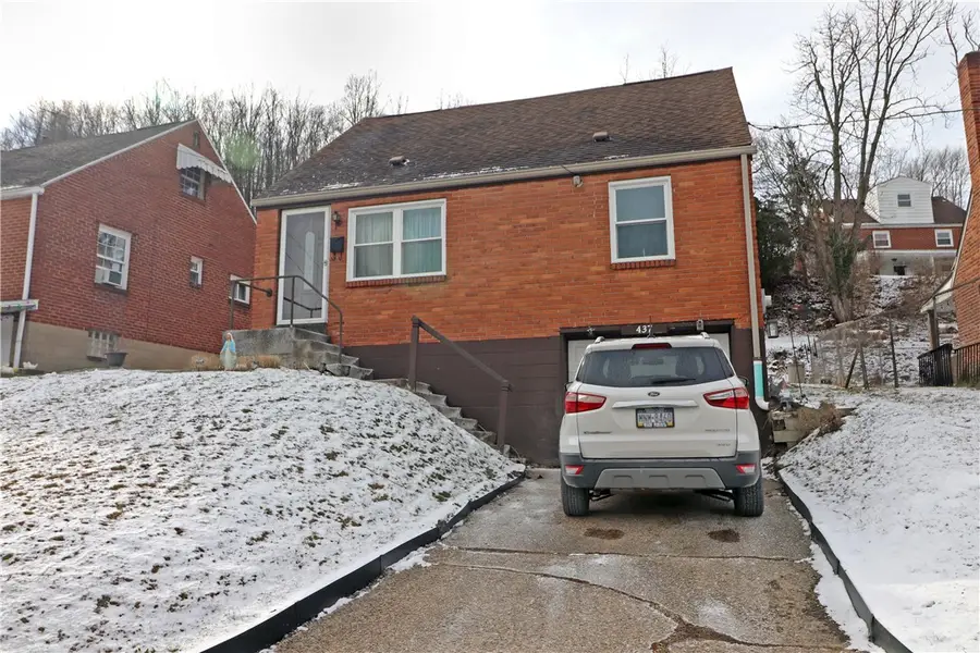 437 Cedar St, Jeannette, PA 15644 - Image #2