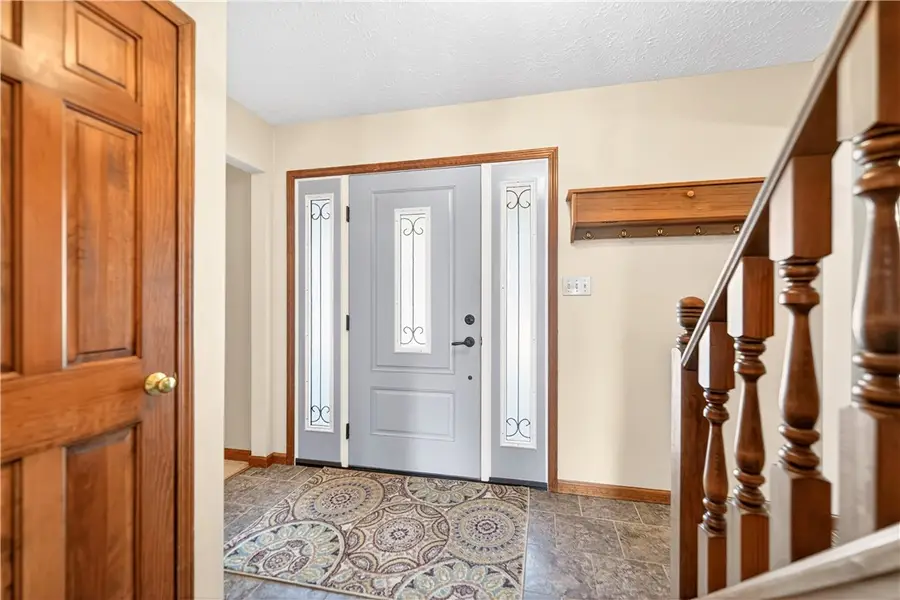 913 Lodgepole Drive, Imperial, PA 15126 - Image #3