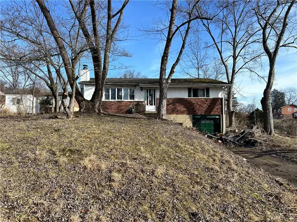 317 Alpine Village Dr, Monroeville, PA 15146