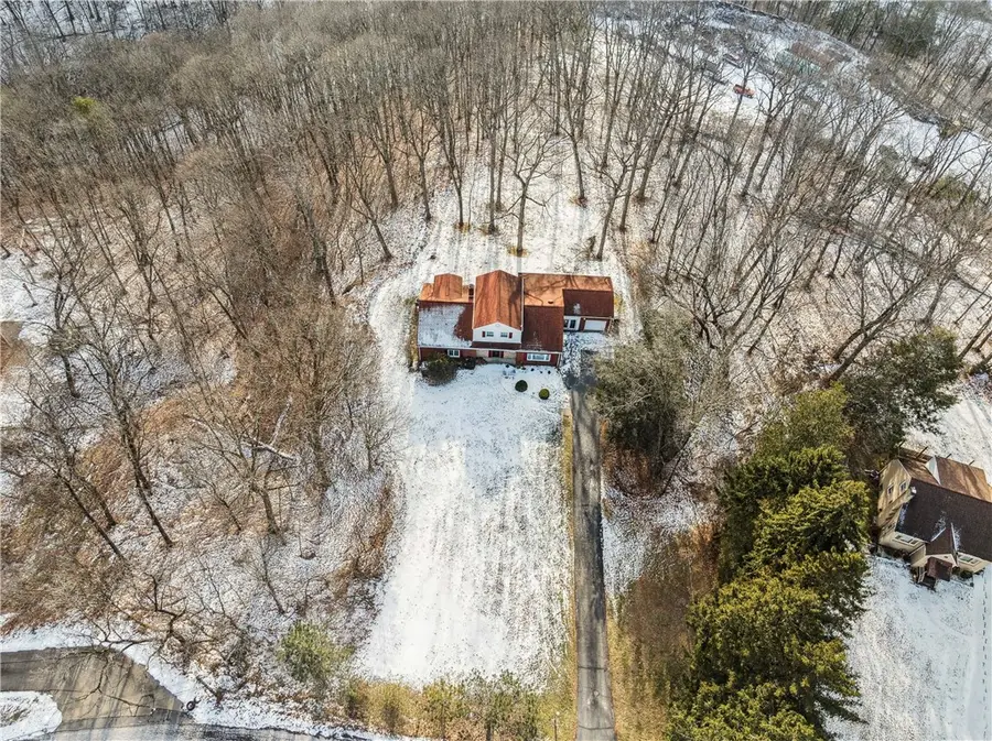 2508 Woodbine Rd, Hopewell, PA 15001 - Image #2