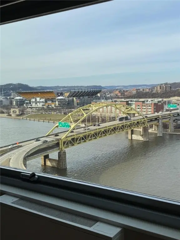 320 Fort Duquesne Blvd #19H, Downtown Pgh, PA 15222