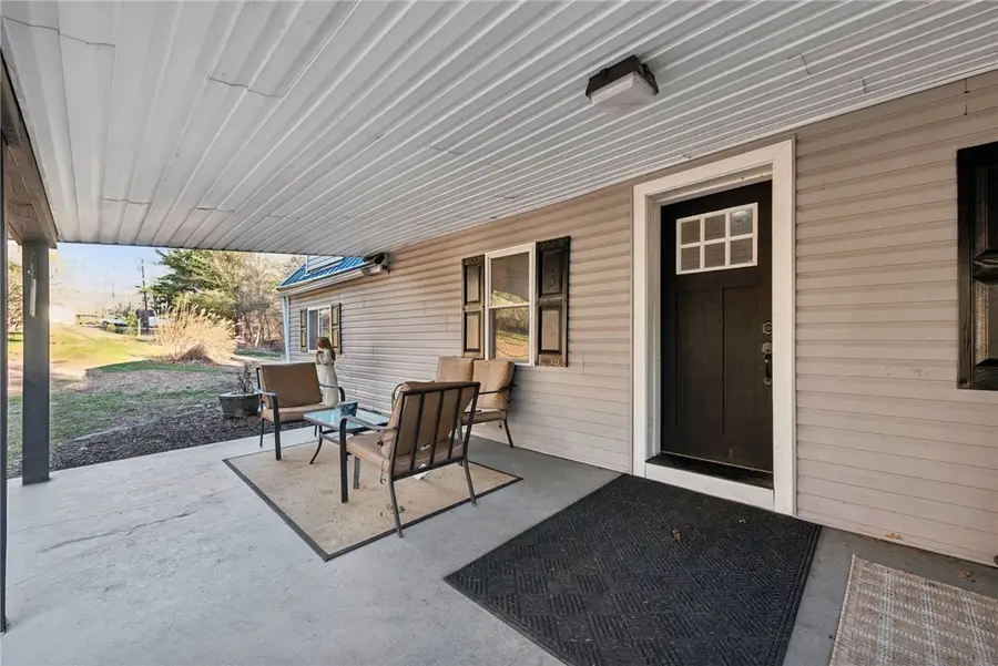 161 Lucky Ln, Dawson, PA 15428 - Image #3