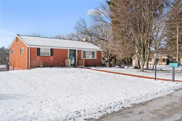 293 Hillcrest Circle, Robinson Twp, PA 15237
