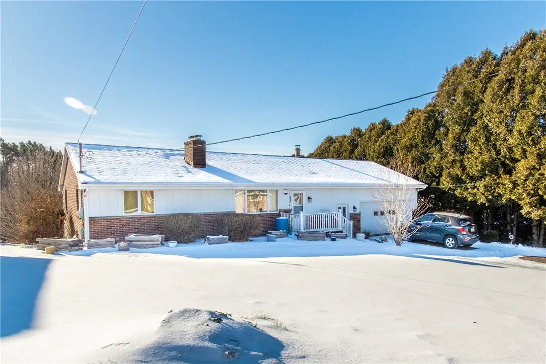 209 East Dr, Chicora, PA 16025 - #1