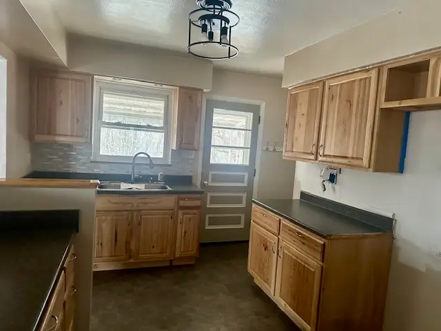 128 Sawyer Dr, Hopewell, PA 15001 - Image #3