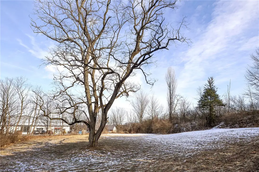 - Soltis, North Huntingdon, PA 15642 - Image #1