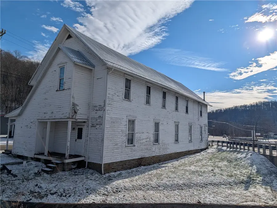 176 Main St, Graysville, PA 15337 - Image #3