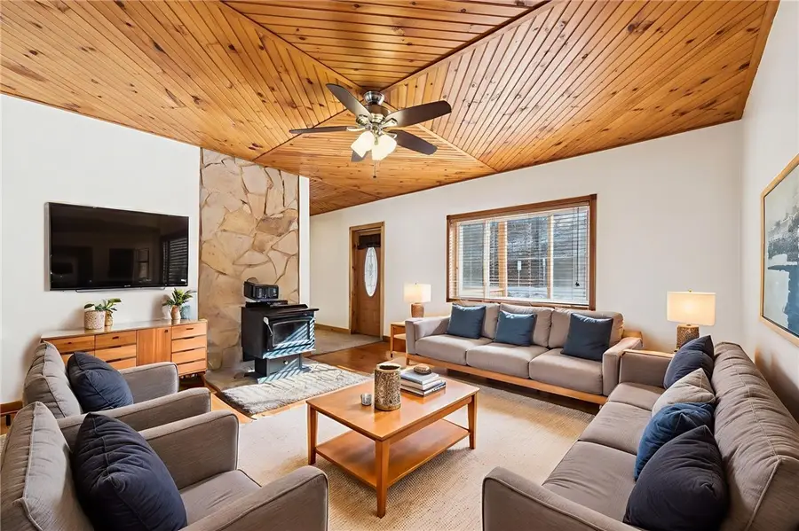 2063 Knight Rd, Jefferson Hills, PA 15332 - Image #2