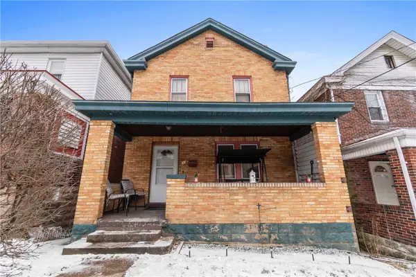 33 Cedricton St, Carrick, PA 15210