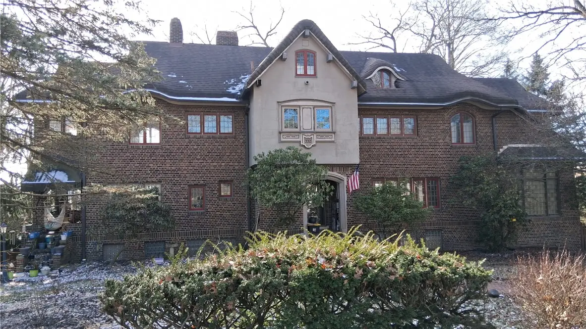 332 E Lincoln Ave, New Castle, PA 16101 - Image #1