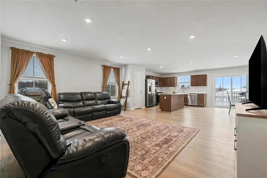 101 SW Dominic Dr, Homeacre Lyndora, PA 16001 - Image #3