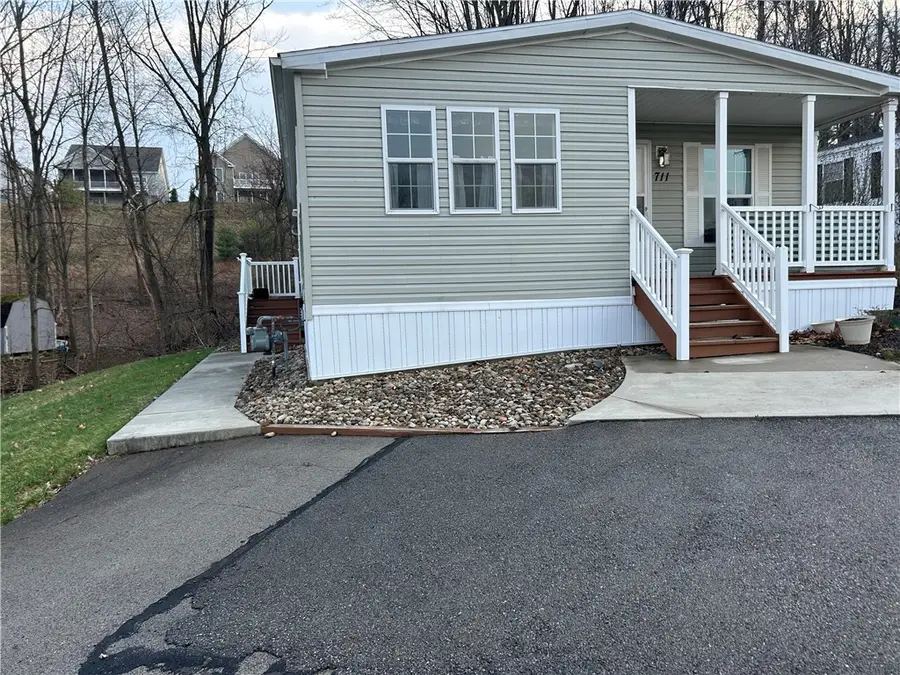 711 Slate Ave, Cranberry, PA 16066 - #3