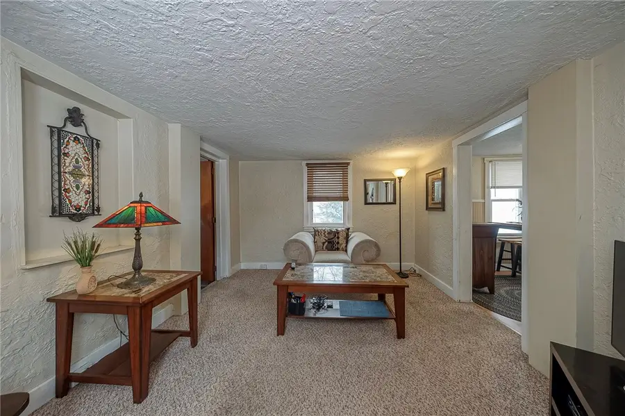 101 Hillcrest Dr, Ross Township, PA 15237 - Image #3