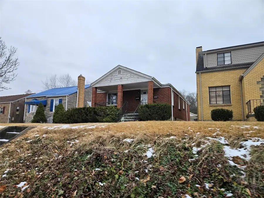 1808 Ridge Ave, Coraopolis, PA 15108 - Image #3