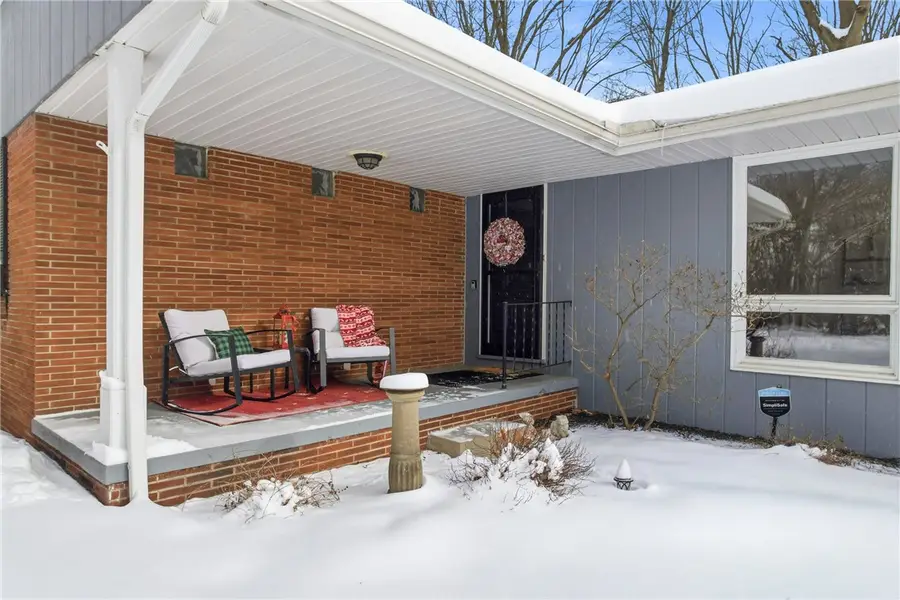 679 Dogwood Ln, Hermitage, PA 16148 - Image #3