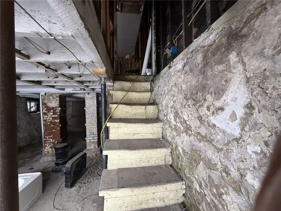 223 E Morehead Ave, South New Castle, PA 16102 - #2