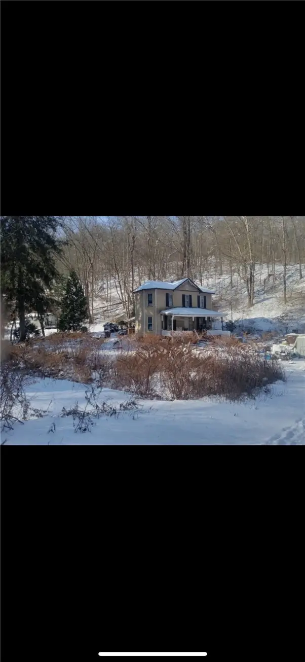 750 15th St, Franklin, PA 16323 - #1