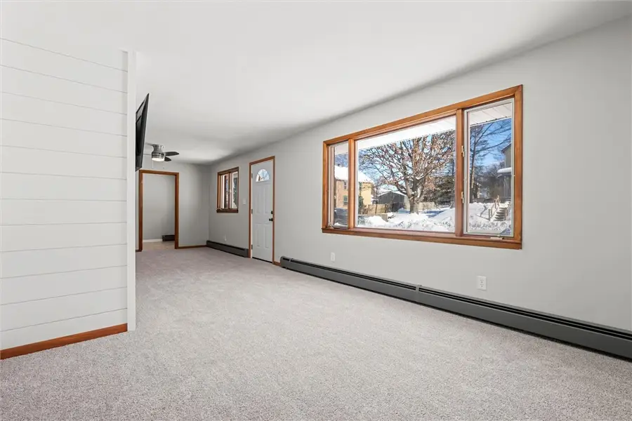 310 Hamilton Ave, Farrell, PA 16121 - Image #2