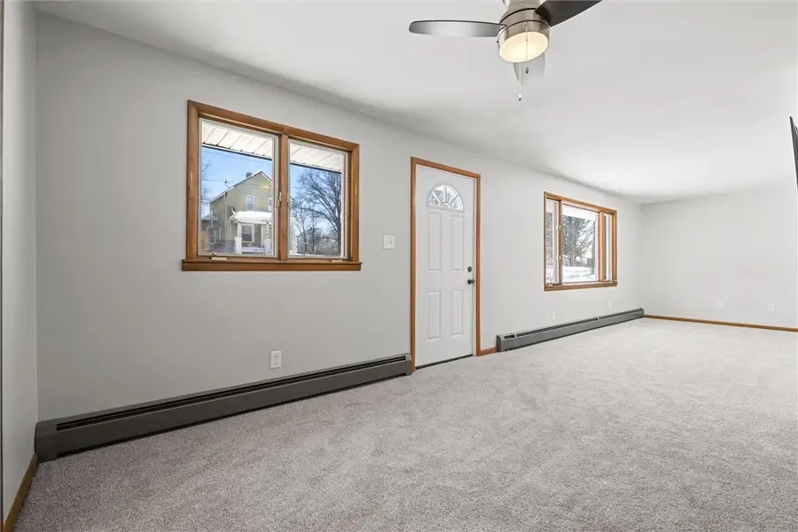 310 Hamilton Ave, Farrell, PA 16121 - Image #3