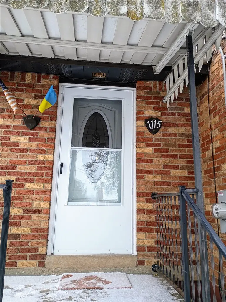 1115 Cascade Dr, West Homestead, PA 15120 - #3