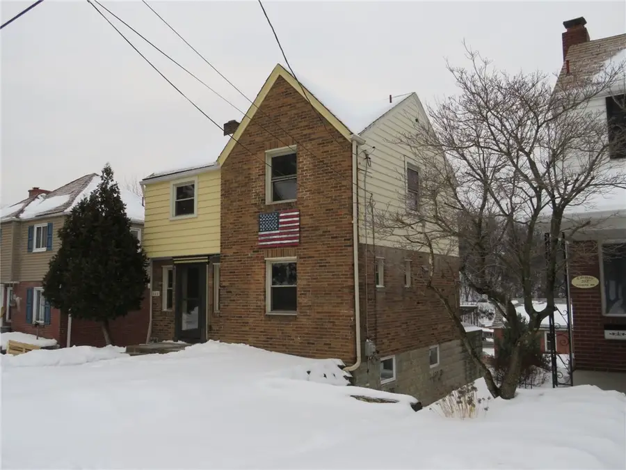 360 Olancha Ave, Brentwood, PA 15227 - #3