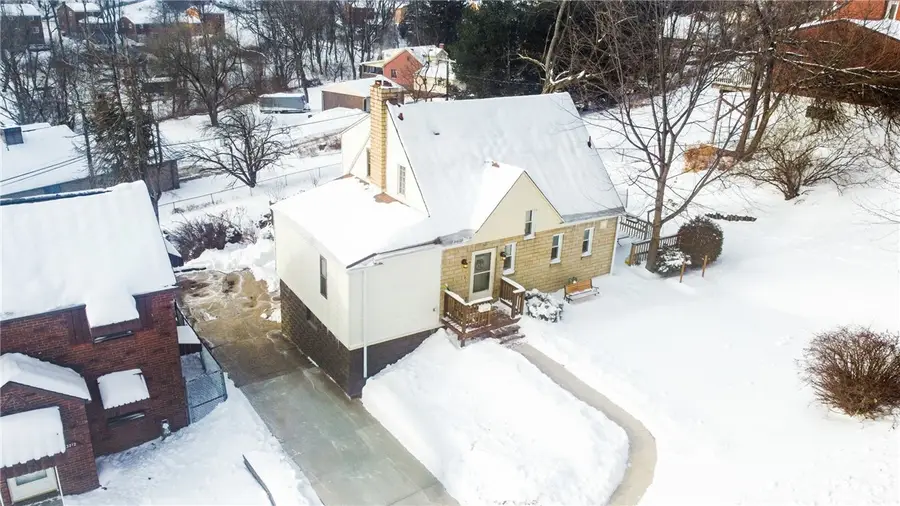 3210 Hazelhurst Ave, Baldwin, PA 15227 - #3