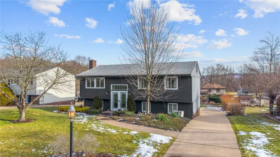 1621 Cordwell Dr, South Park, PA 15129 - #2