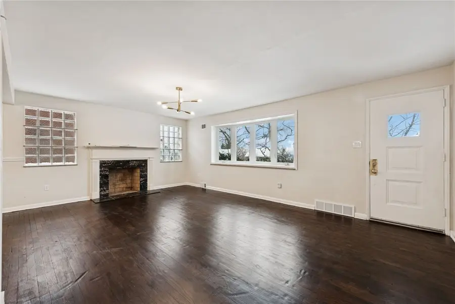 1842 Graham Blvd, Wilkinsburg, PA 15235 - #3