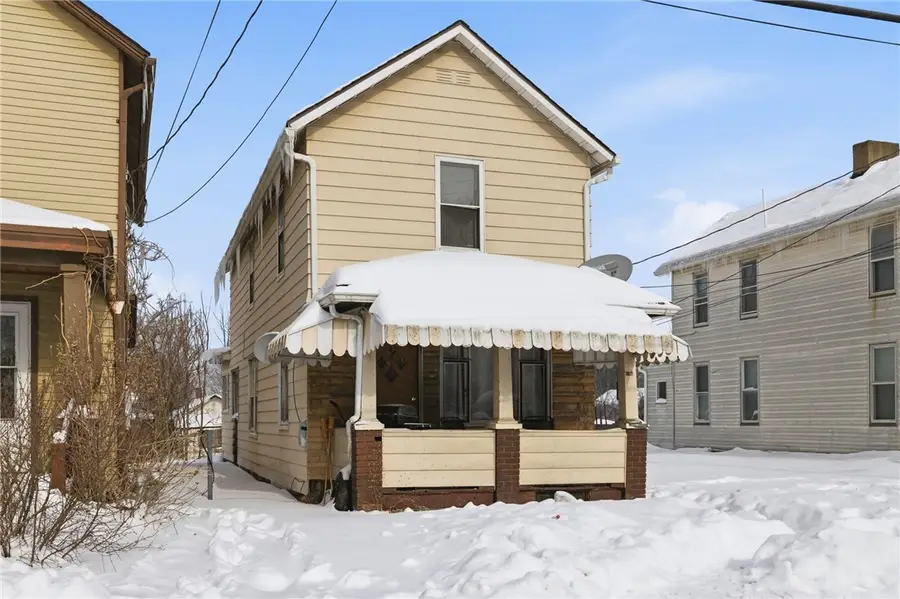 114 W Miller Street, New Castle, PA 16102 - #2
