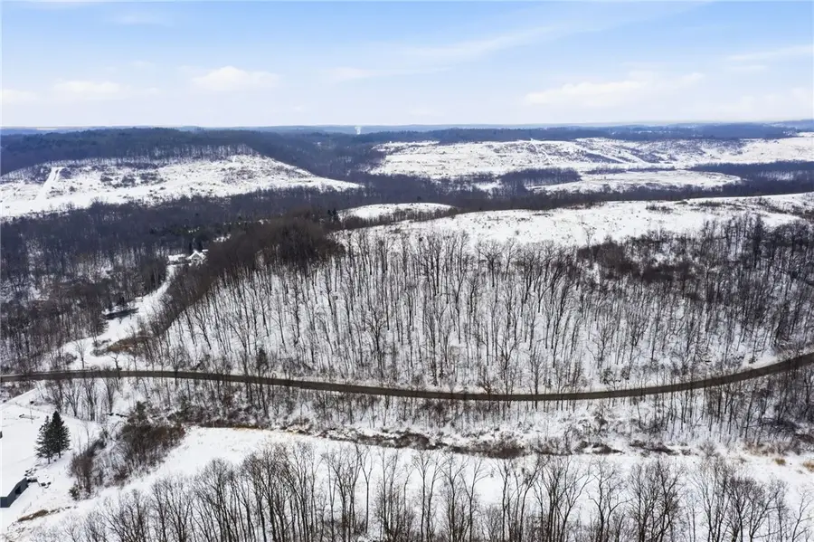 1558 Blackhawk Rd, Darlington, PA 16115 - #3