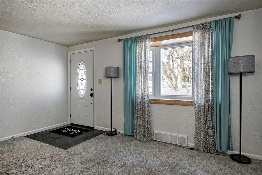 11480 Dennis Circle, North Huntingdon, PA 15642 - #2