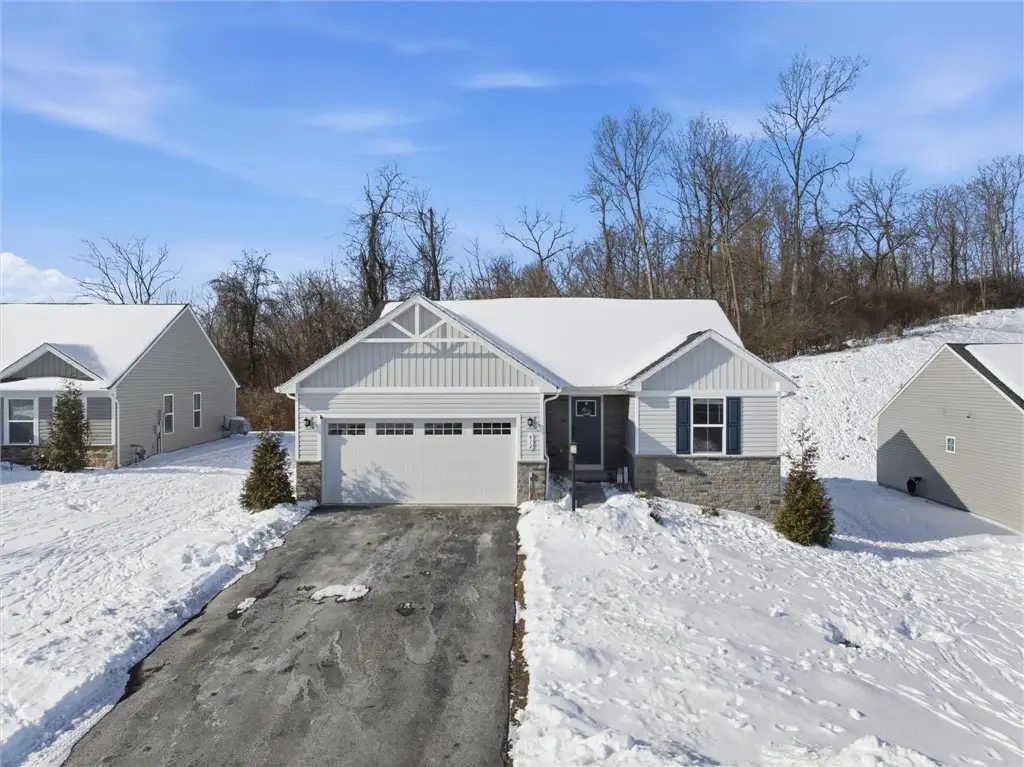 412 Spruce Lane, Houston, PA 15342 - #1