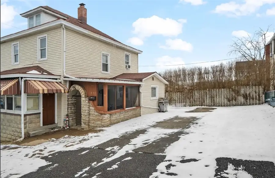 311 Jamison Ave, South Greensburg, PA 15601 - #3