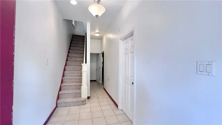 333 Lawn St, Oakland, PA 15213 - #3