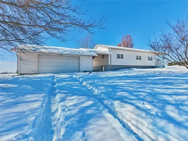 4 Malone Ridge Rd, Hopewell, PA 15301