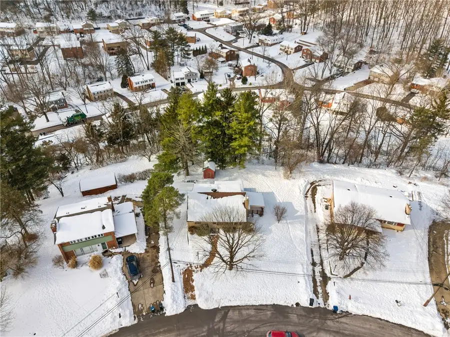 369 Haugh Drive, McCandless, PA 15237 - Image #2